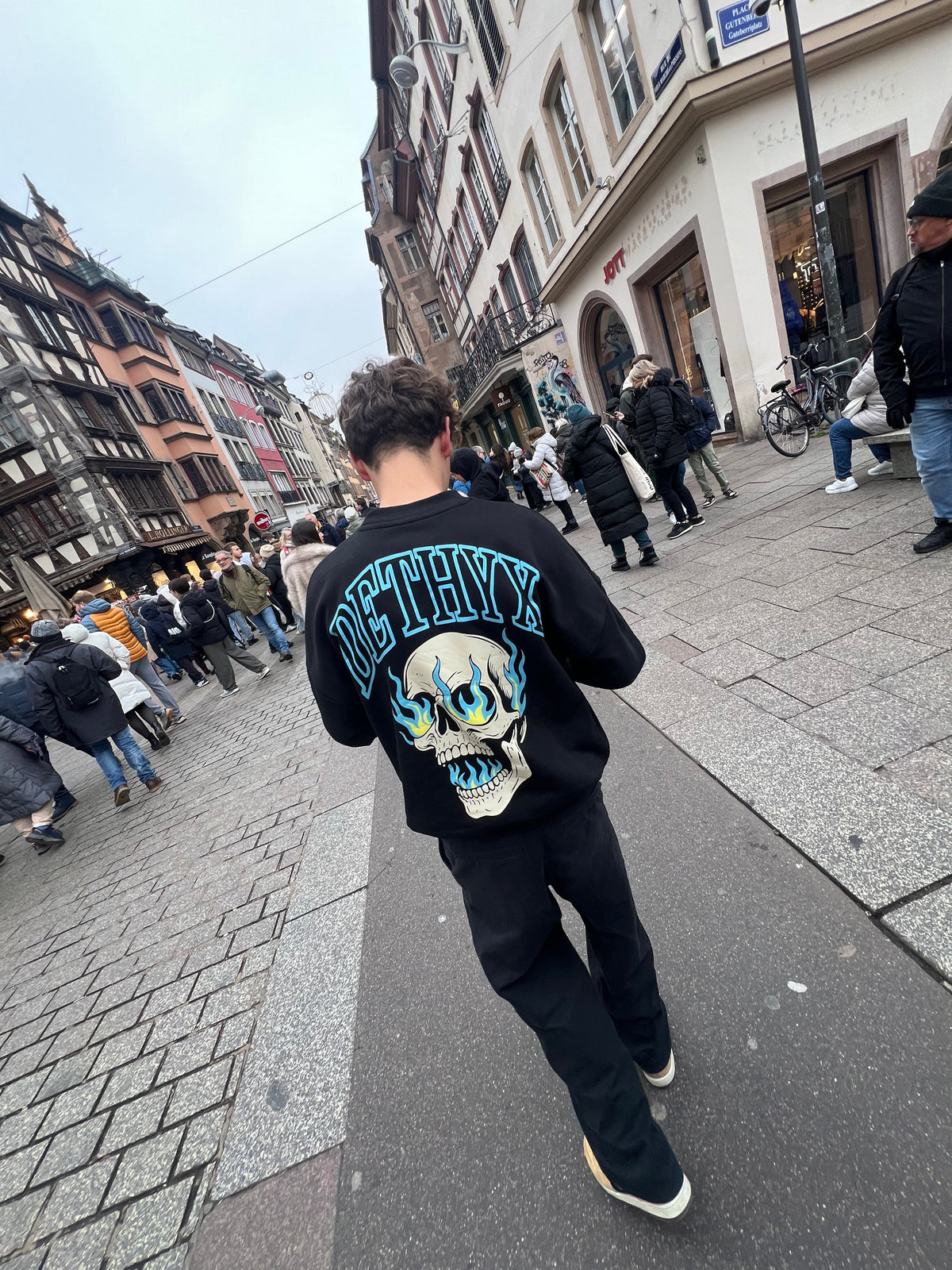 Dethyx Negra (Drop 004)