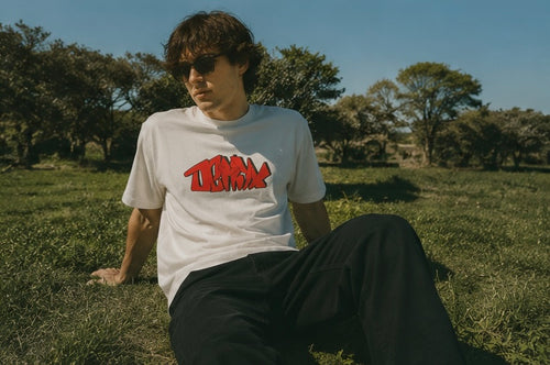 Camiseta Roja (Essencial)